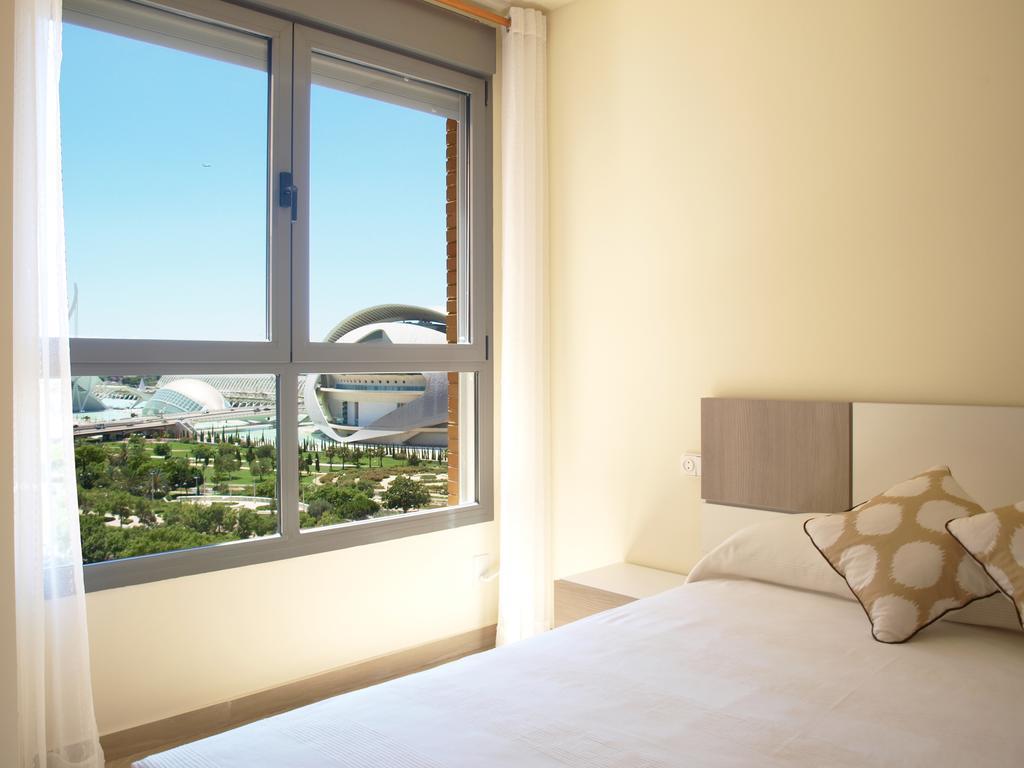 Apartament Apartup Yellow Opera View Walencja Zewnętrze zdjęcie