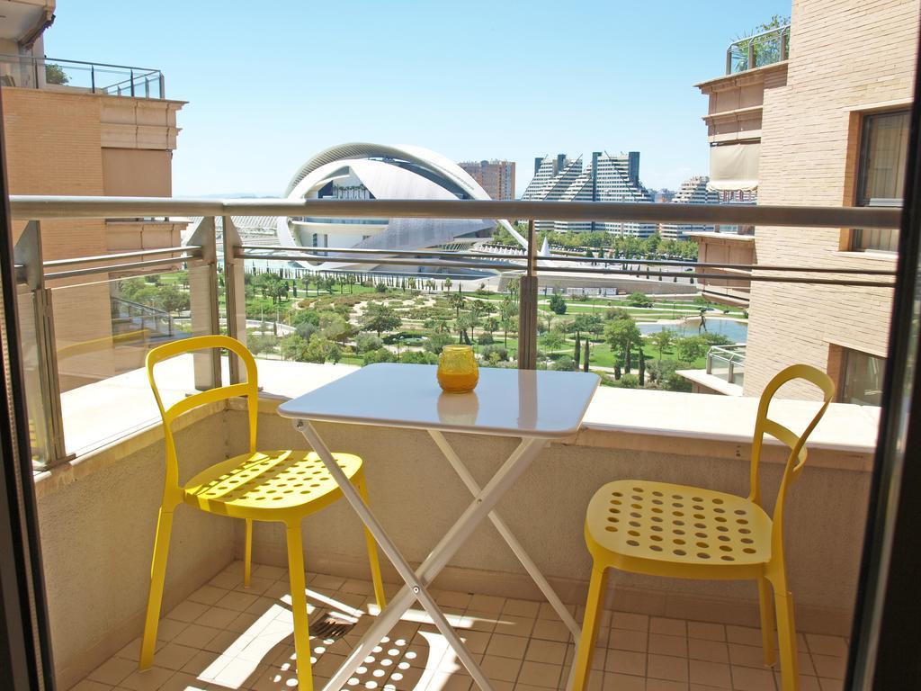 Apartament Apartup Yellow Opera View Walencja Zewnętrze zdjęcie